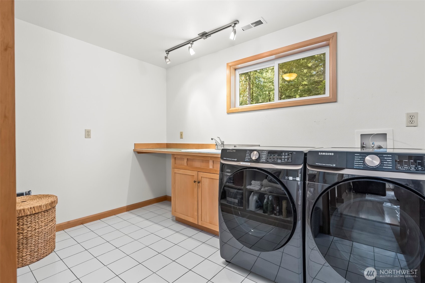 6116 Northill Loop Property Photo 24
