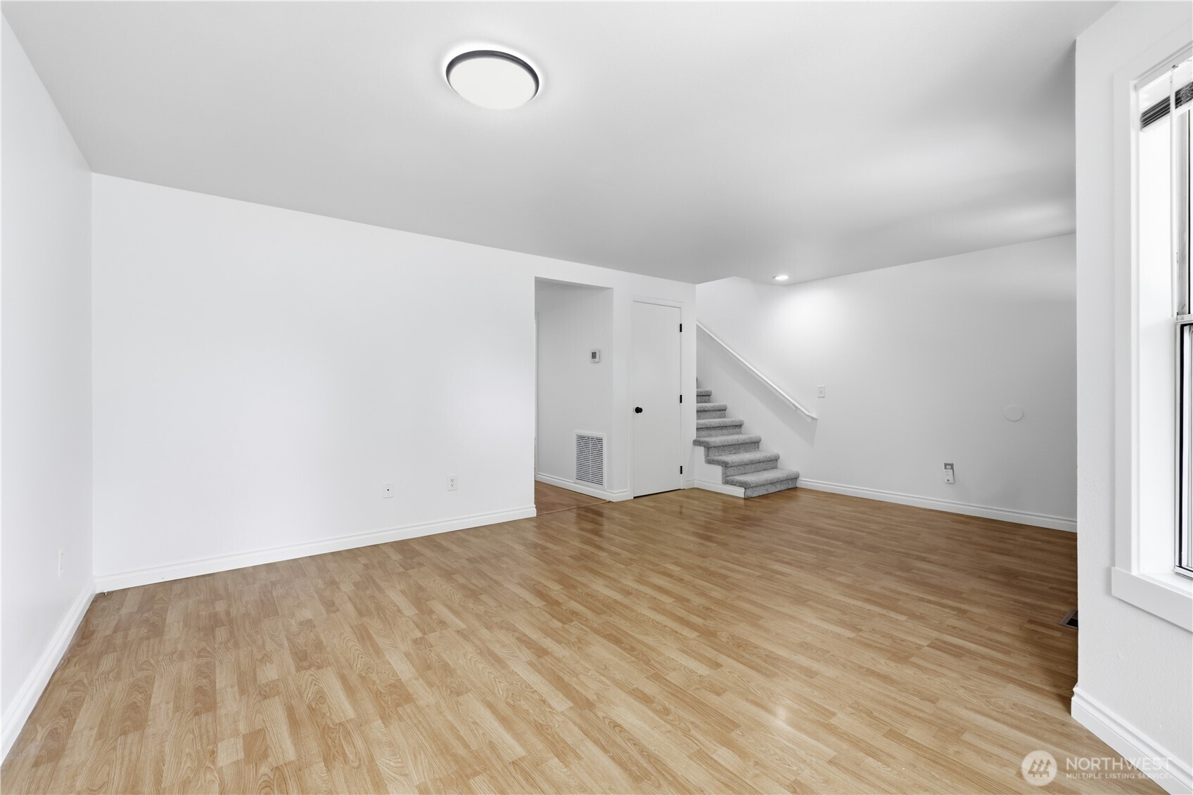 4181 244th Place Property Photo 7