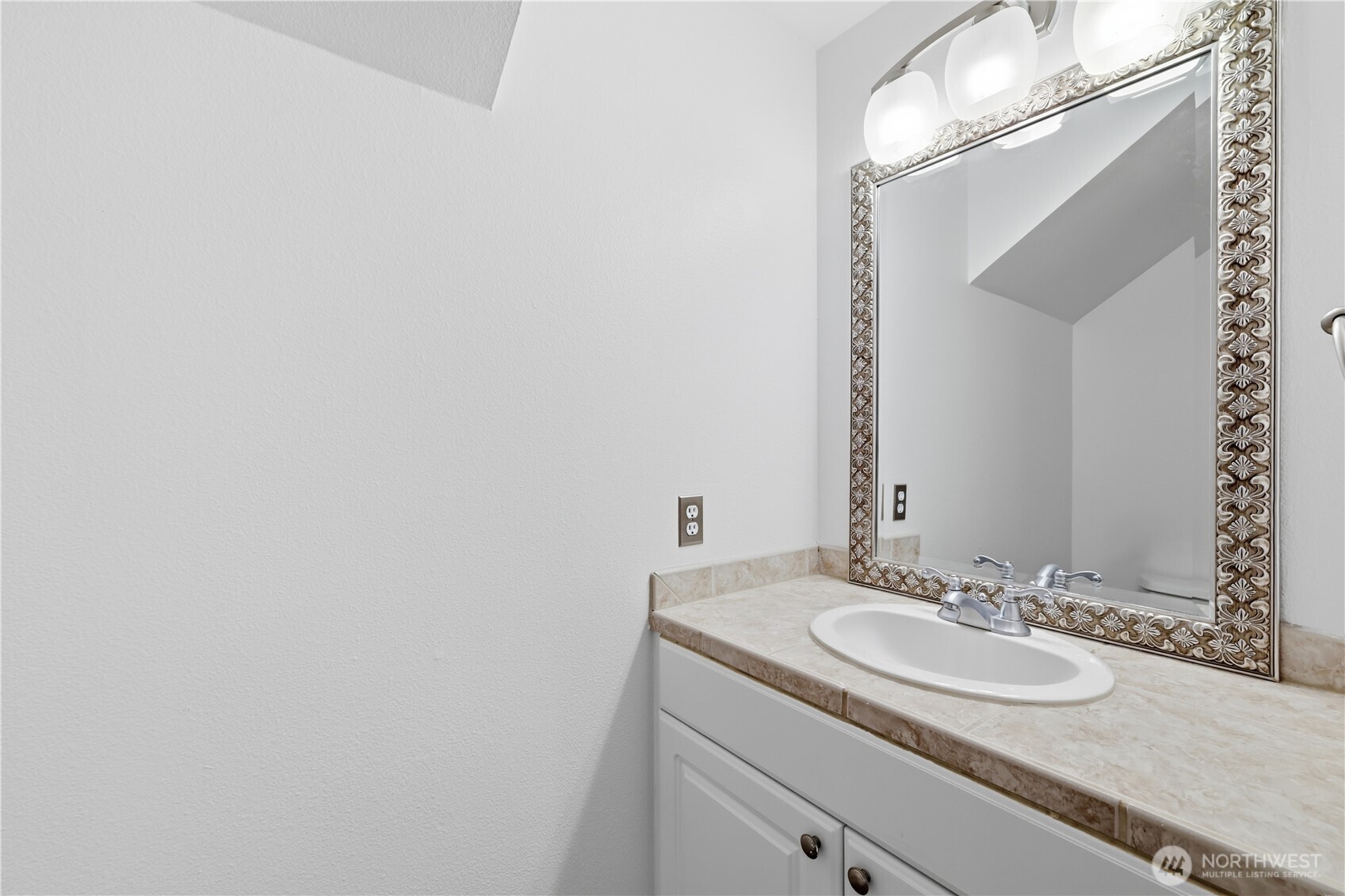 4181 244th Place Property Photo 11