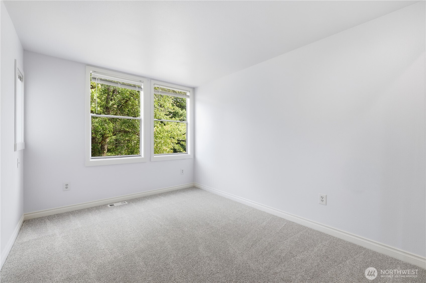 4181 244th Place Property Photo 17