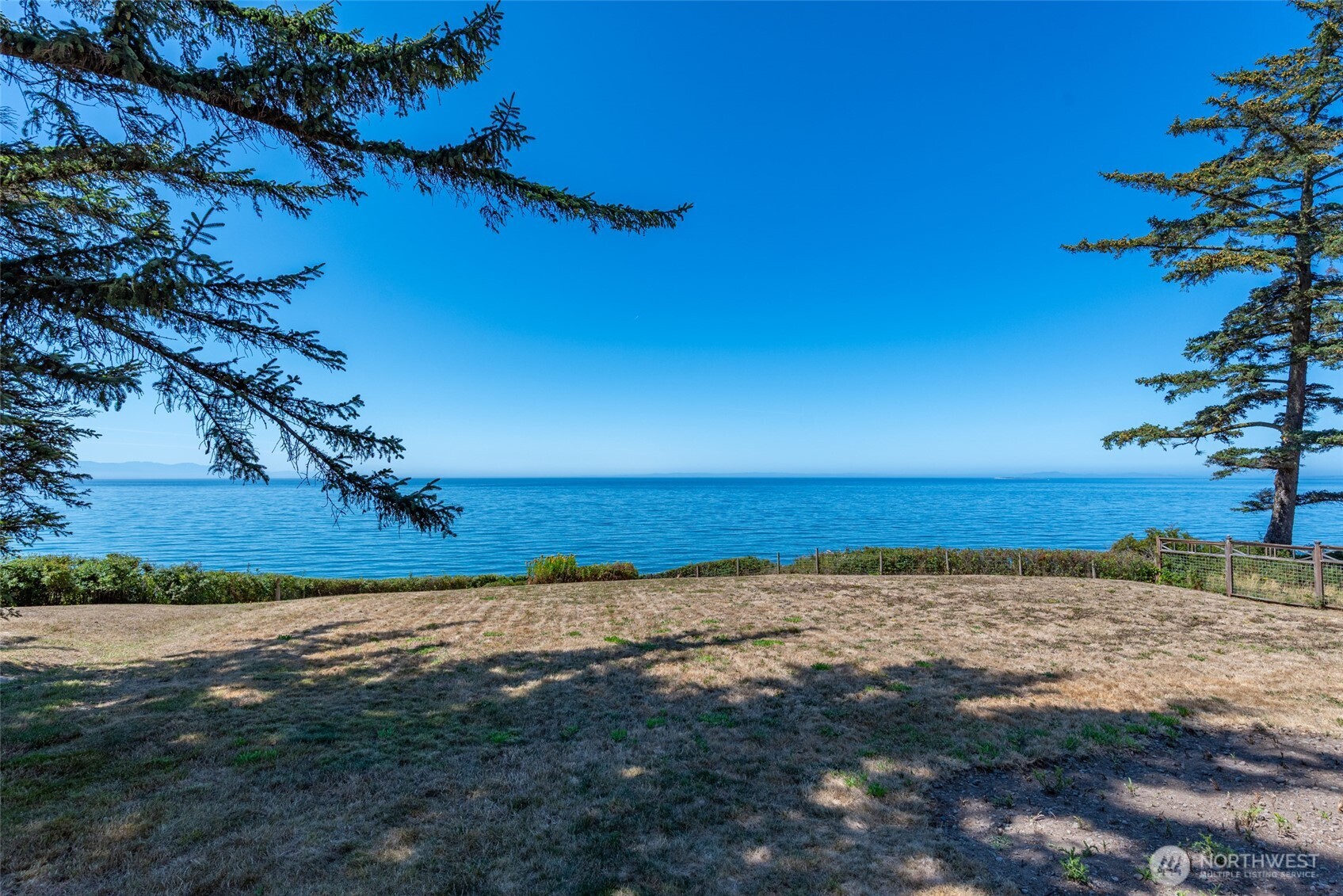 1399 W Beach Road Property Photo 4