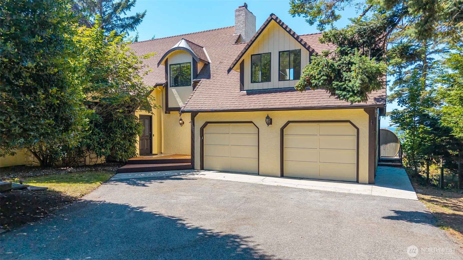 1399 W Beach Road Property Photo 6