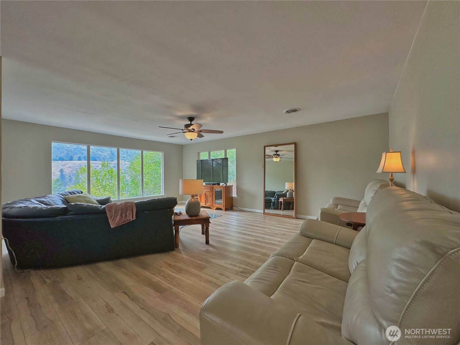 307 Orchard Avenue Property Photo 7