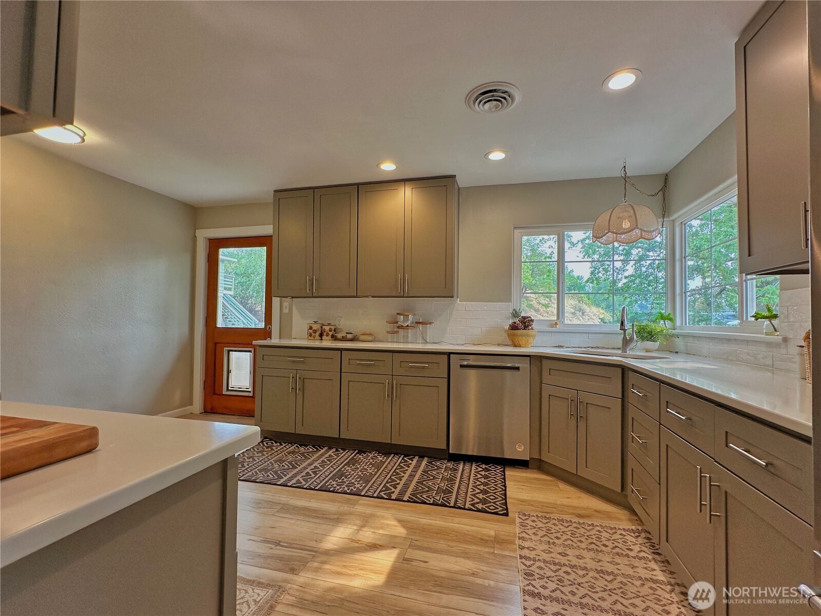307 Orchard Avenue Property Photo 12