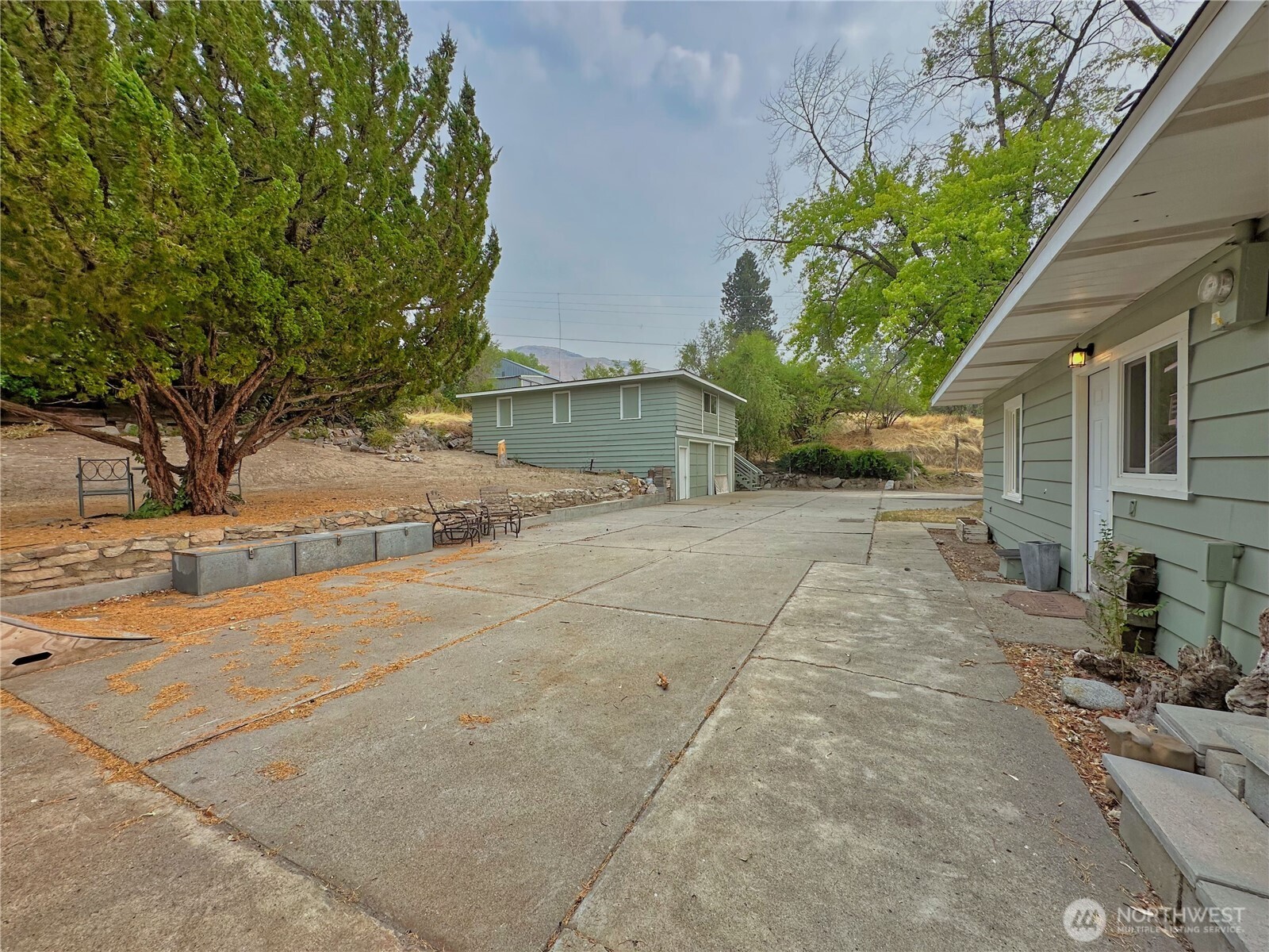 307 Orchard Avenue Property Photo 34