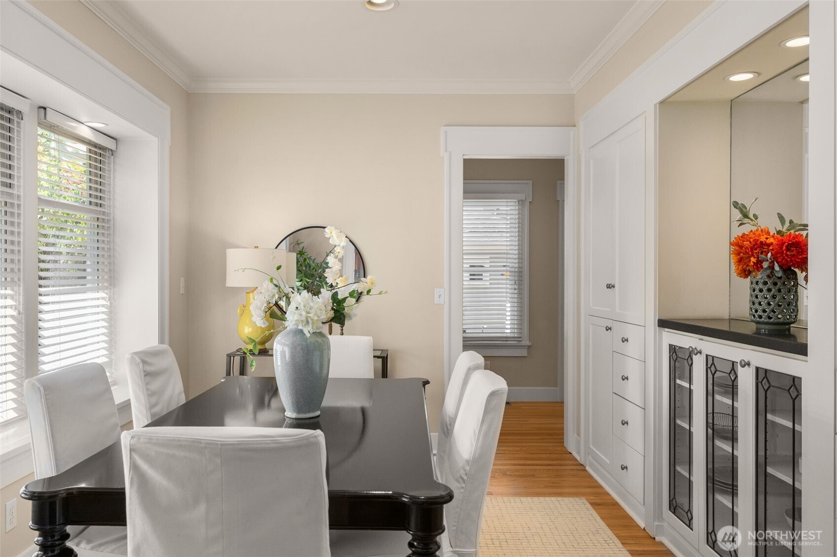 4549 Thackeray Place Property Photo 14