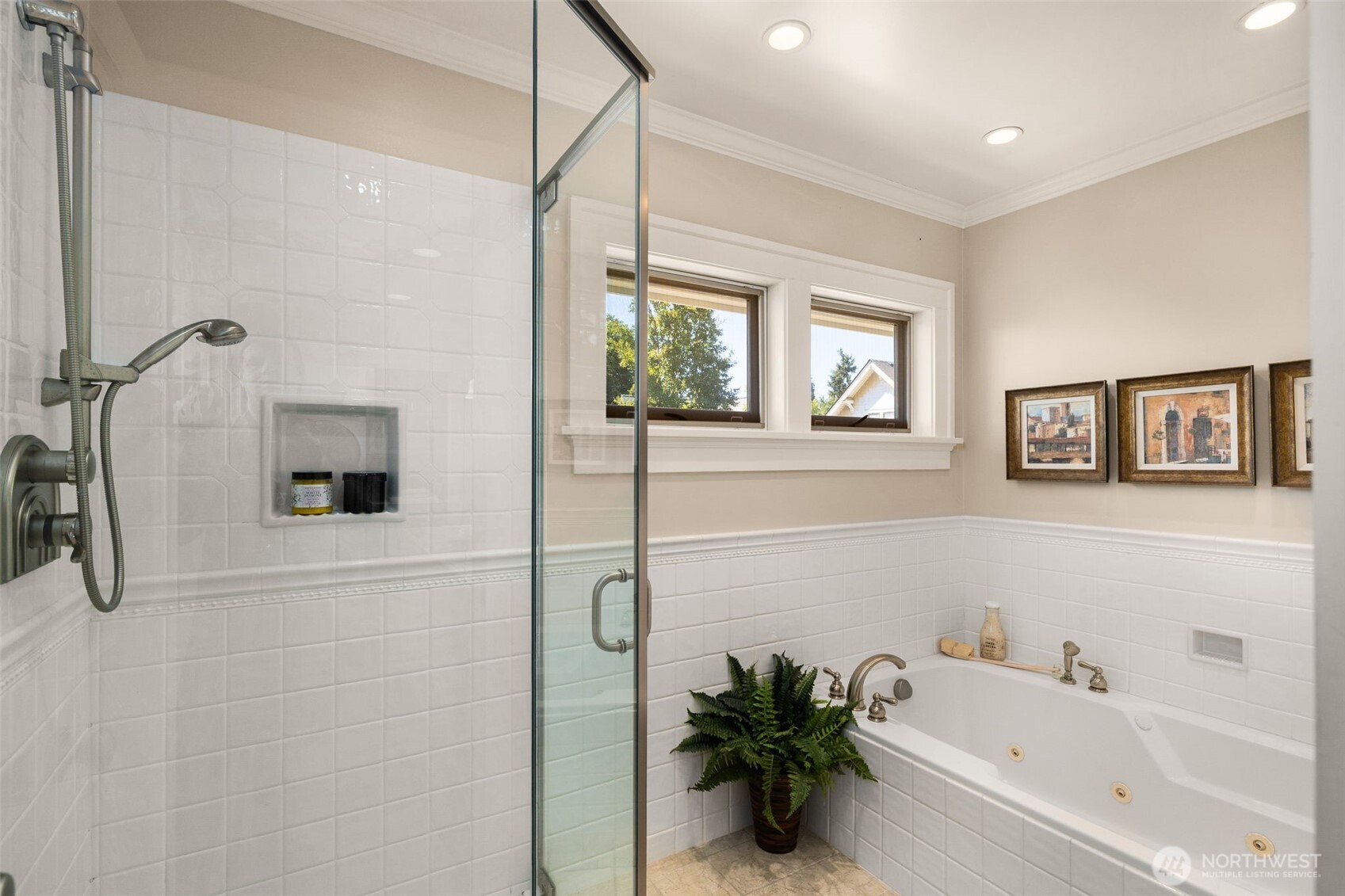 4549 Thackeray Place Property Photo 24