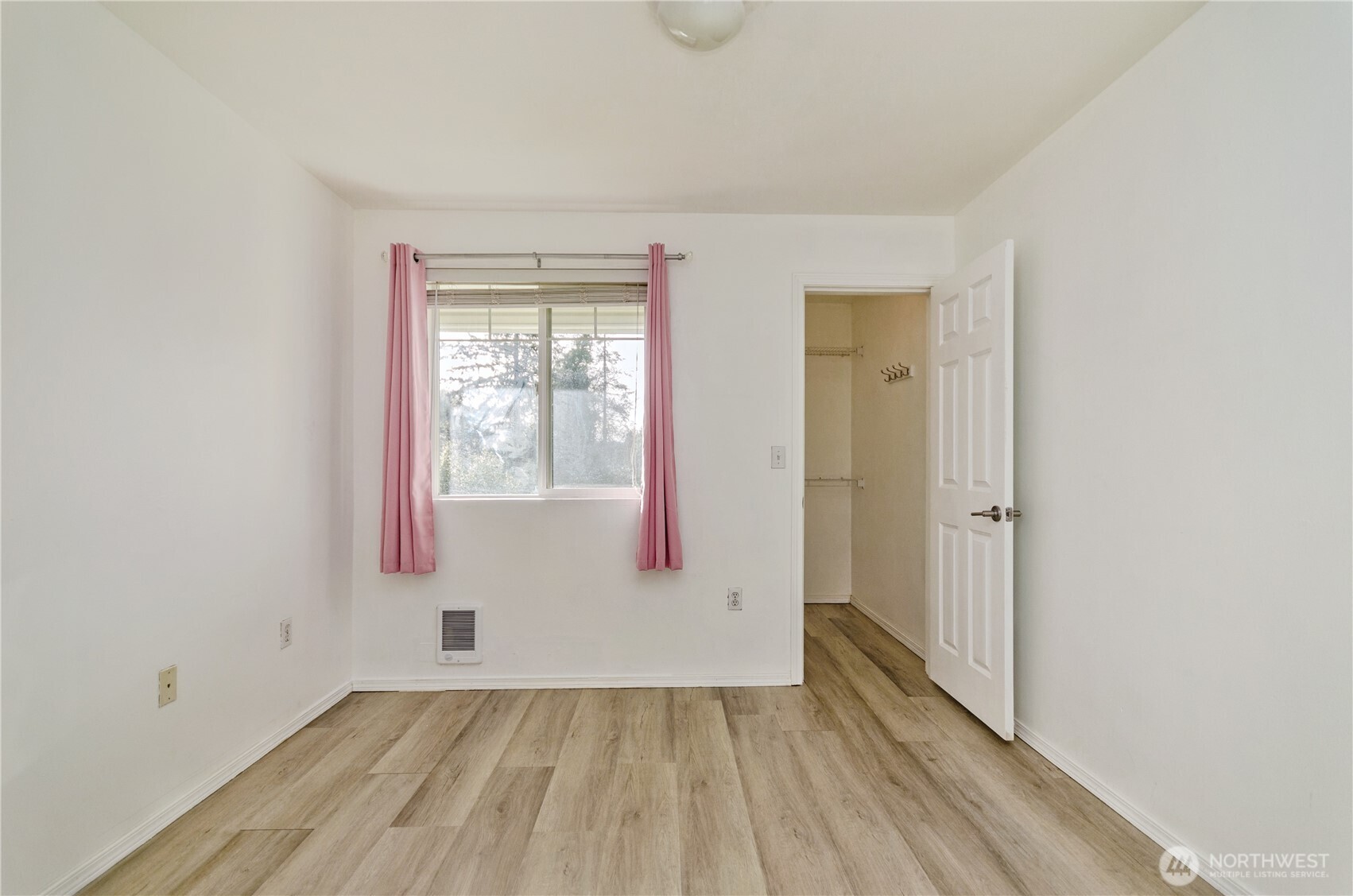 31900 104th Avenue F203 Property Photo 18