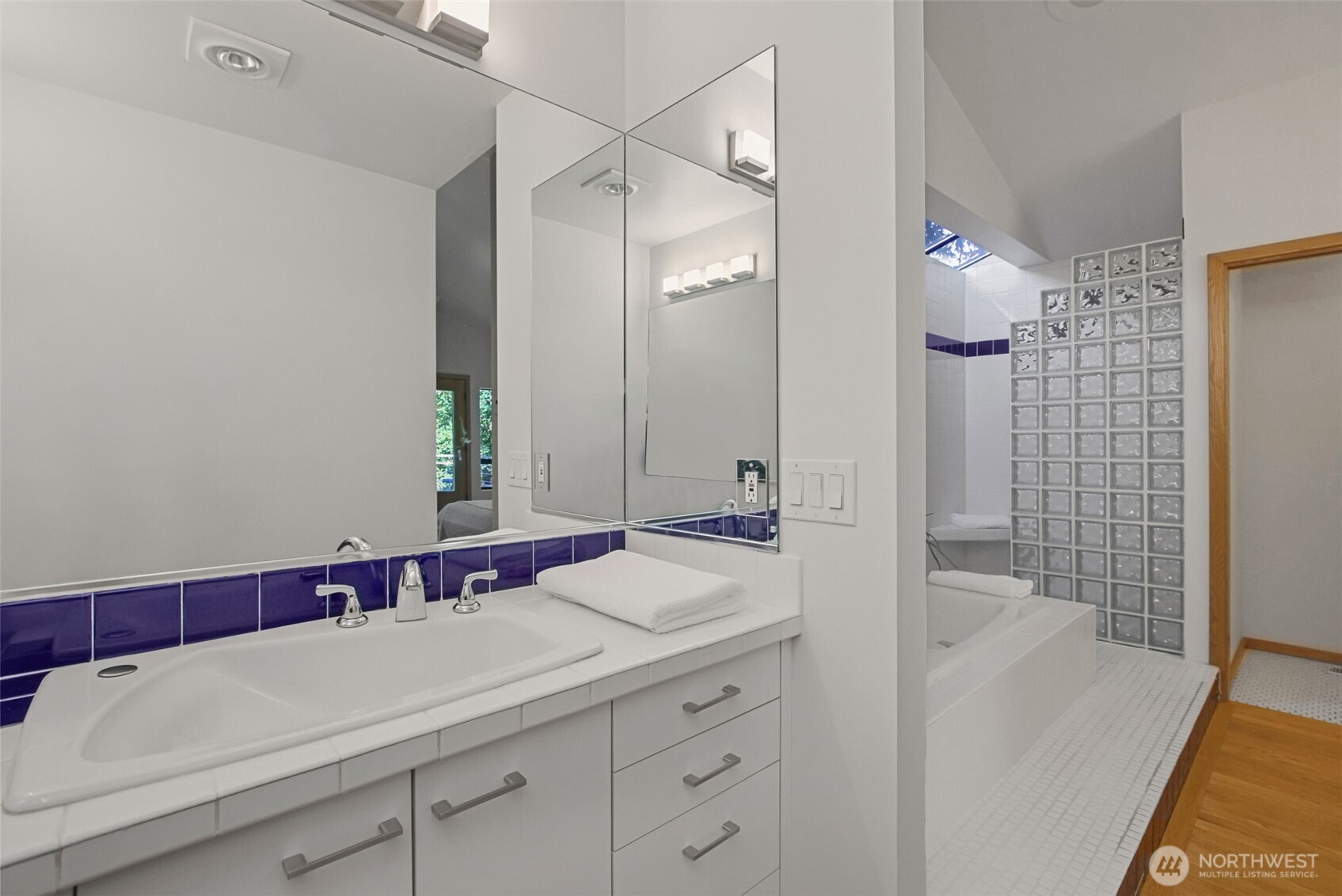 26530 Lake Fenwick Road Property Photo 23