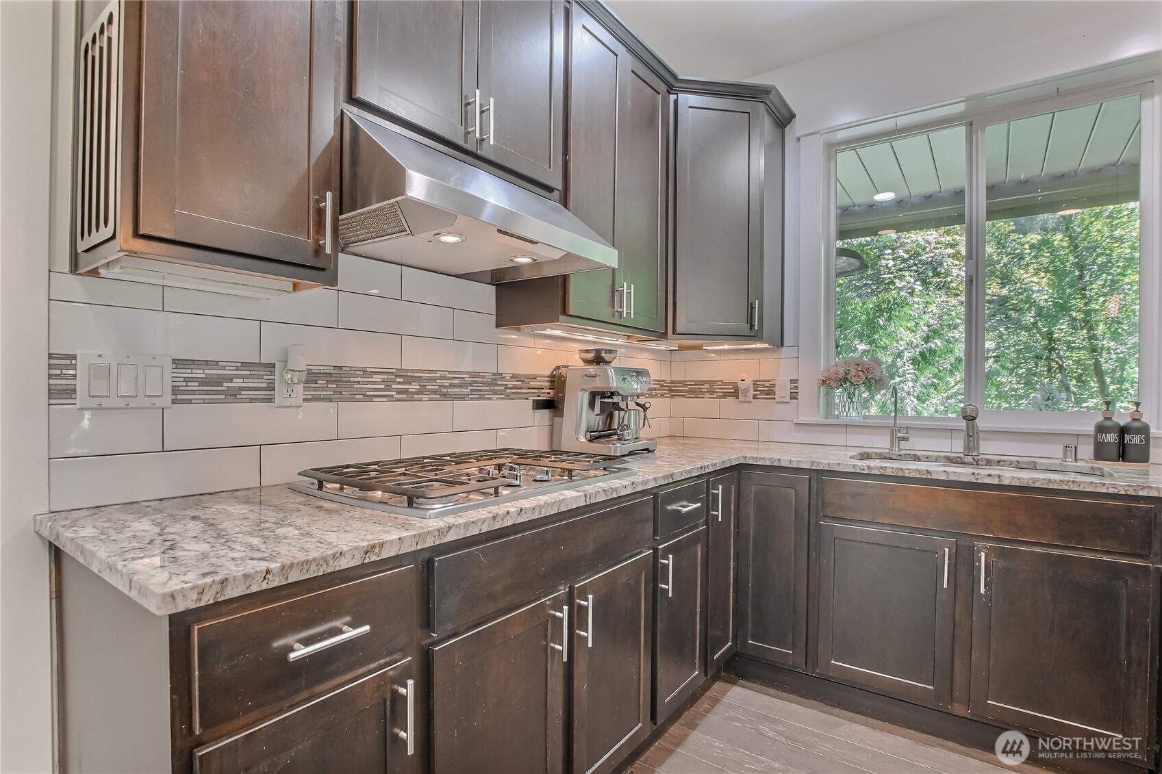 16426 85th Place Property Photo 12
