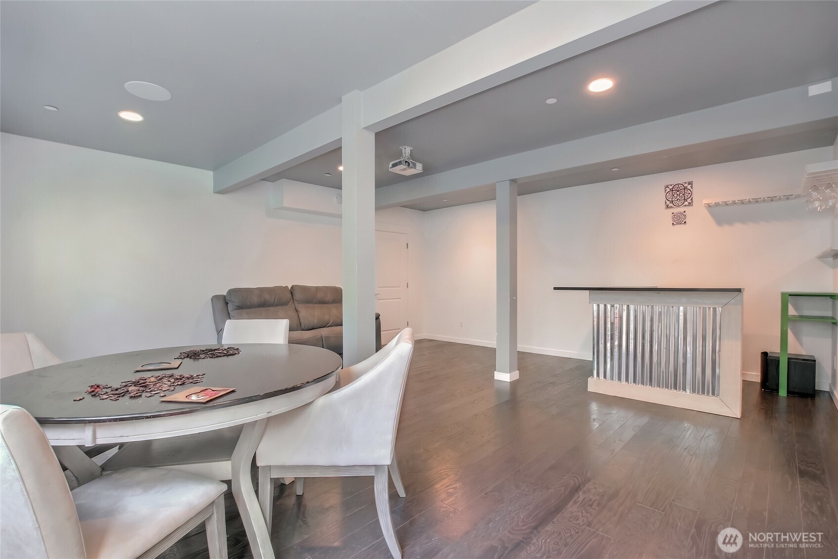 16426 85th Place Property Photo 33
