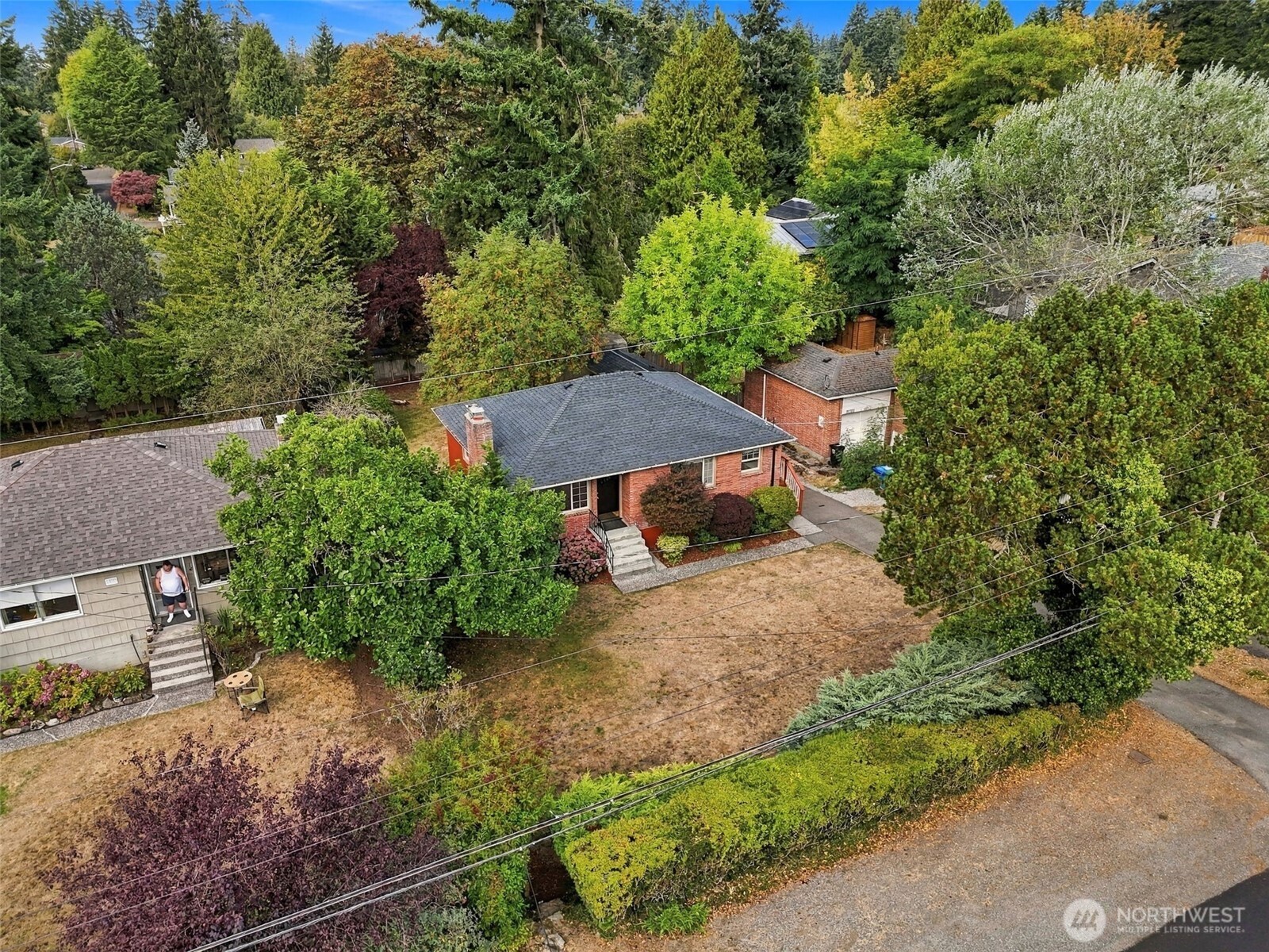 13045 Corliss Avenue Property Photo 4
