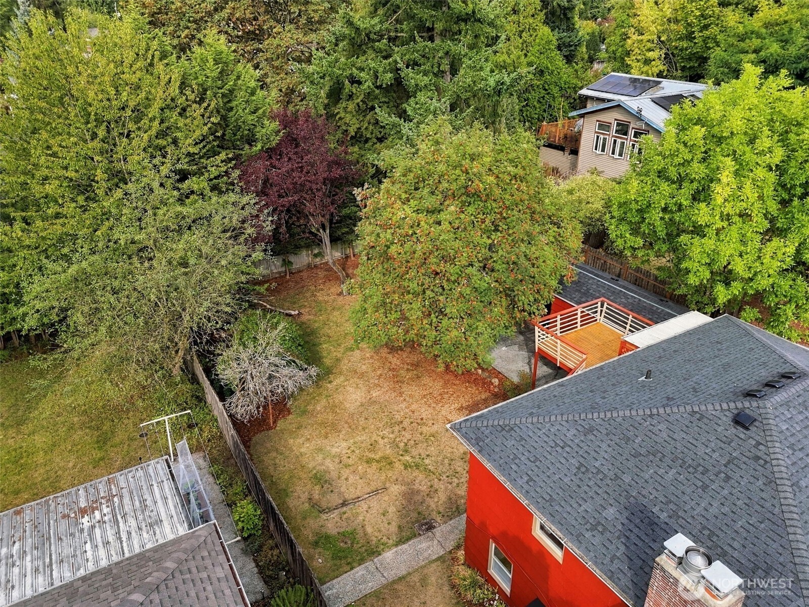 13045 Corliss Avenue Property Photo 7