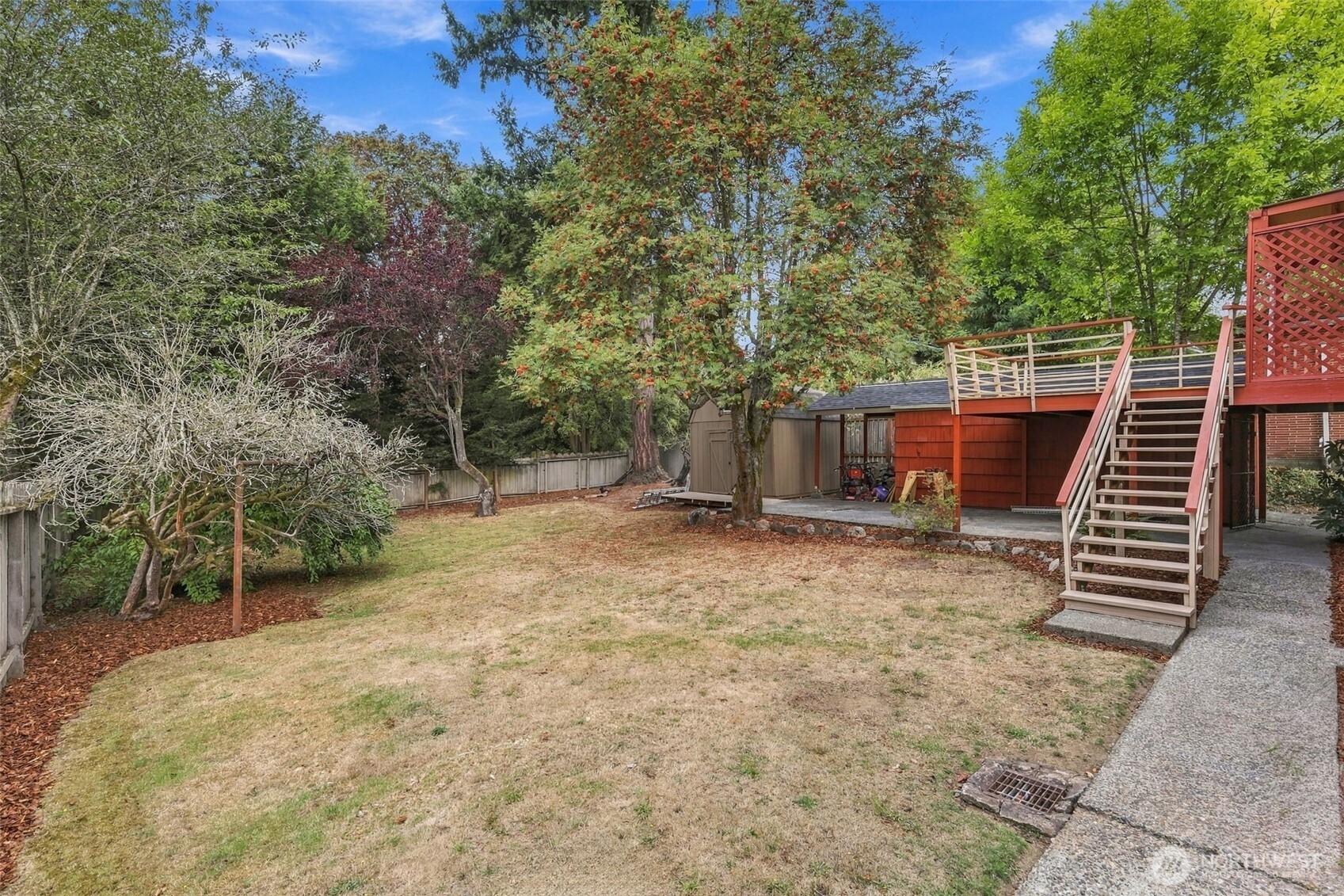13045 Corliss Avenue Property Photo 12