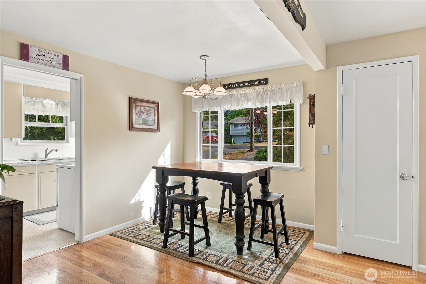 13045 Corliss Avenue Property Photo 19