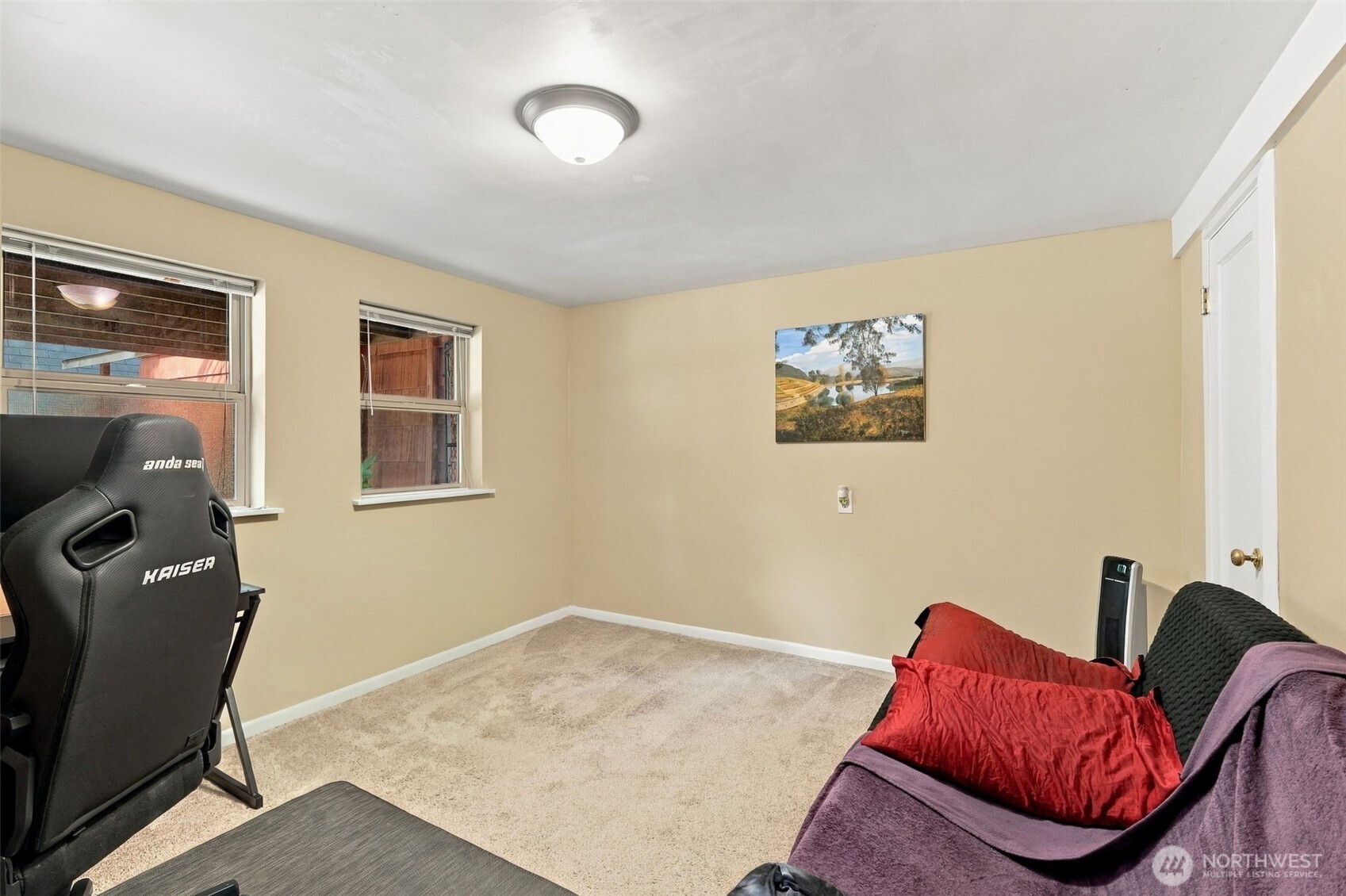 13045 Corliss Avenue Property Photo 25