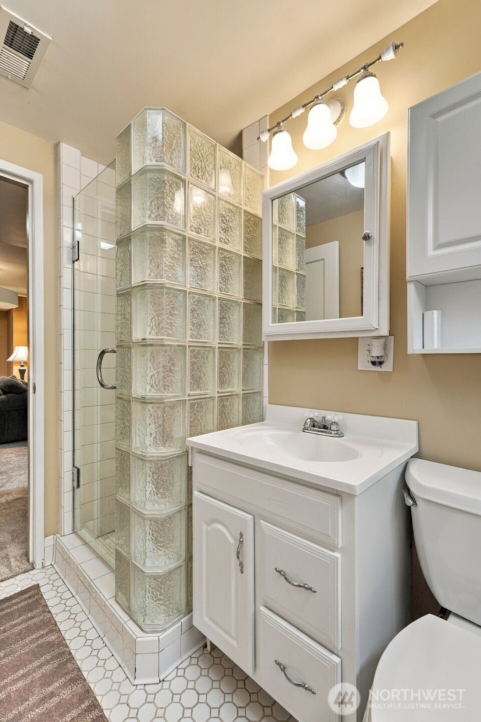 13045 Corliss Avenue Property Photo 28