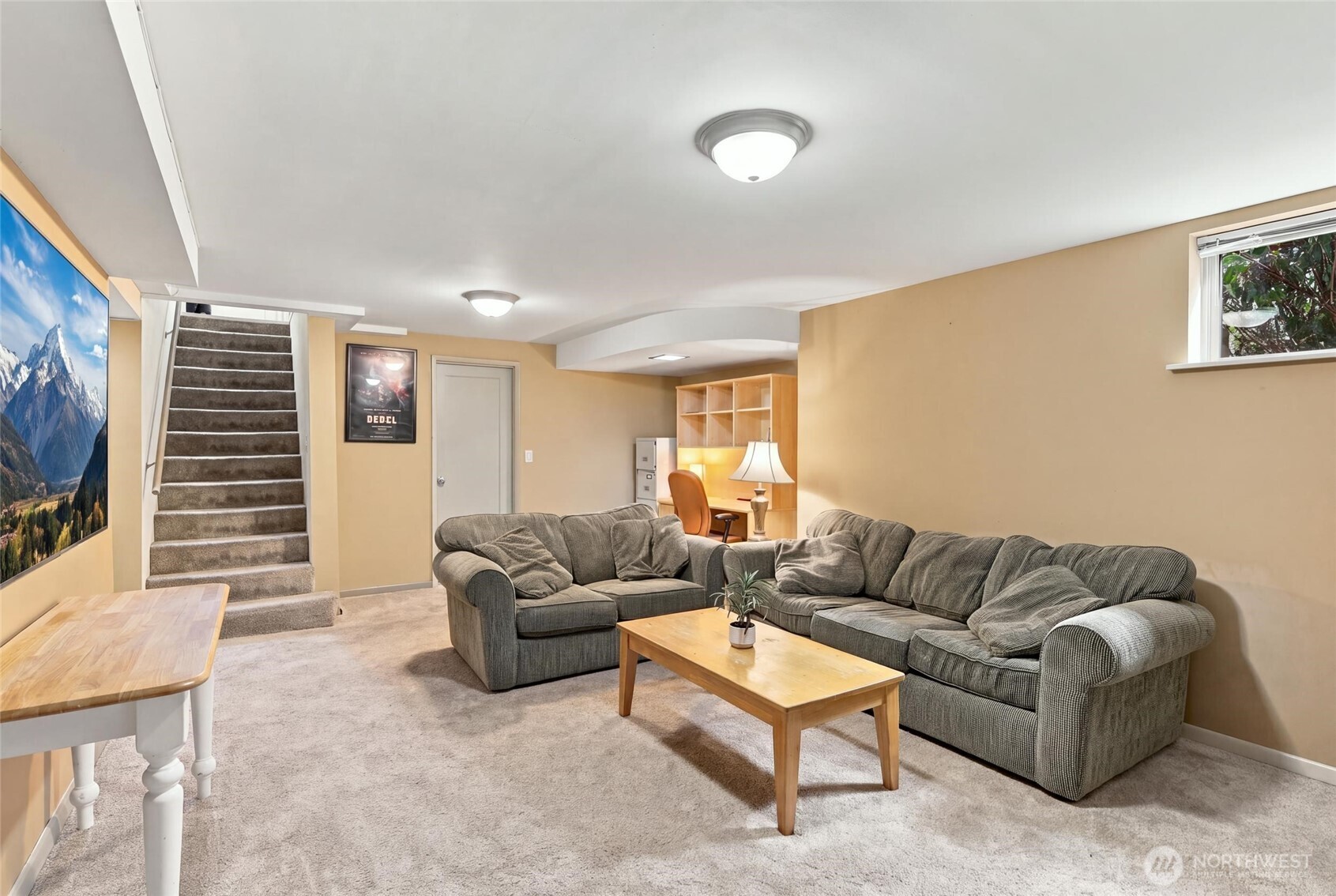 13045 Corliss Avenue Property Photo 30