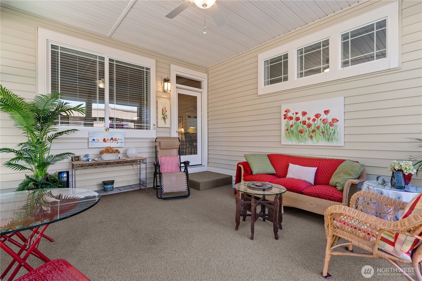 9329 Hebner Avenue Property Photo 14