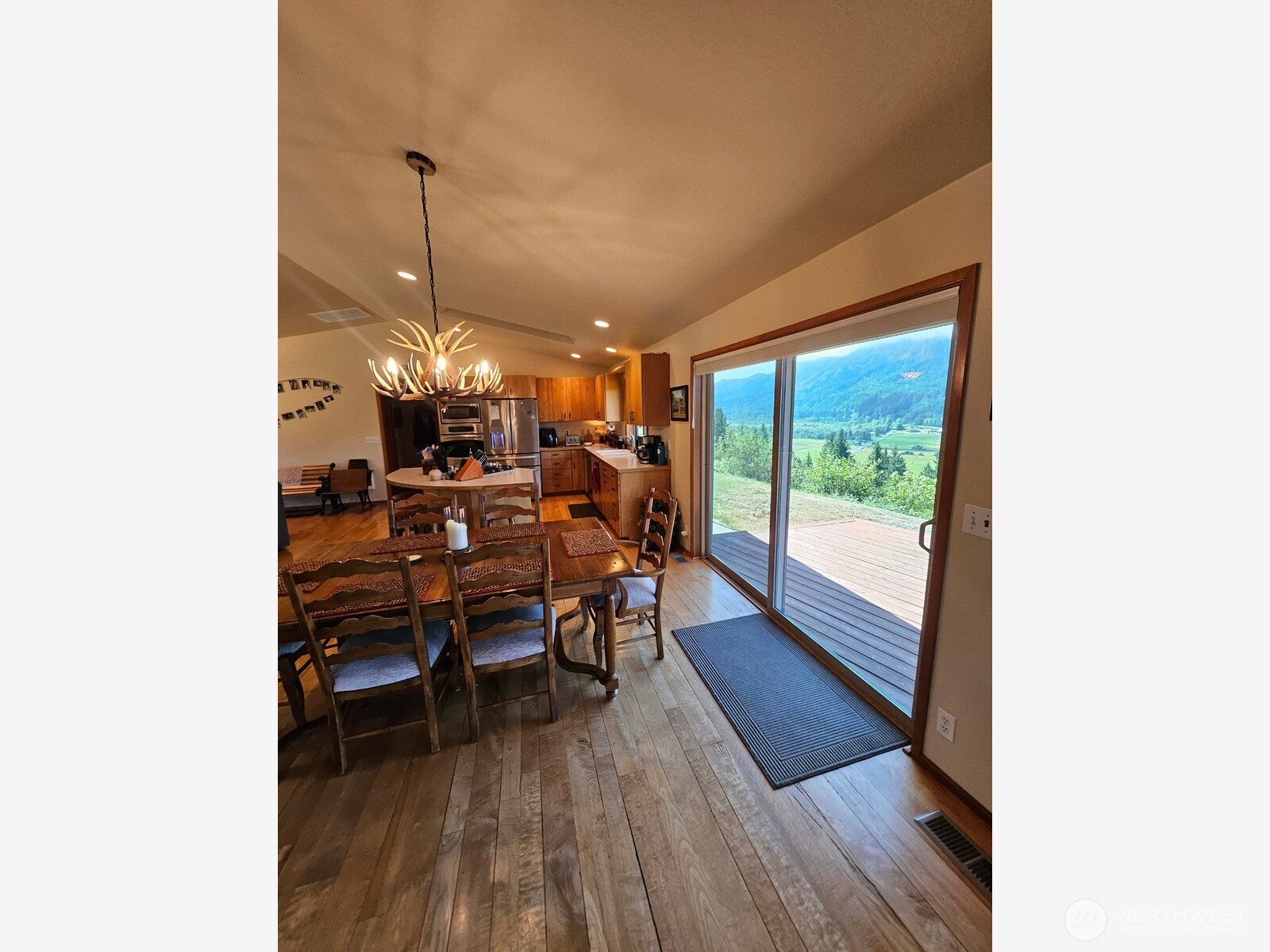 221 Winslow Lane Property Photo 17