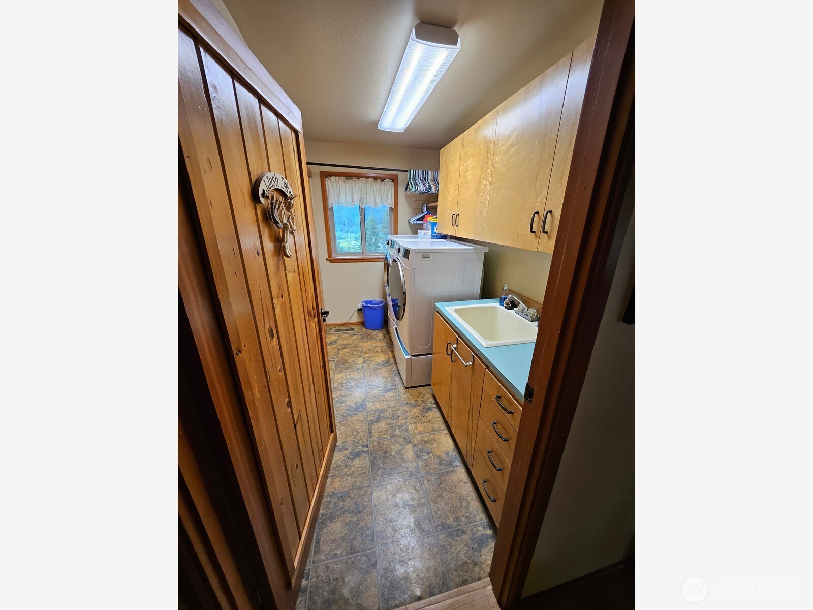221 Winslow Lane Property Photo 27