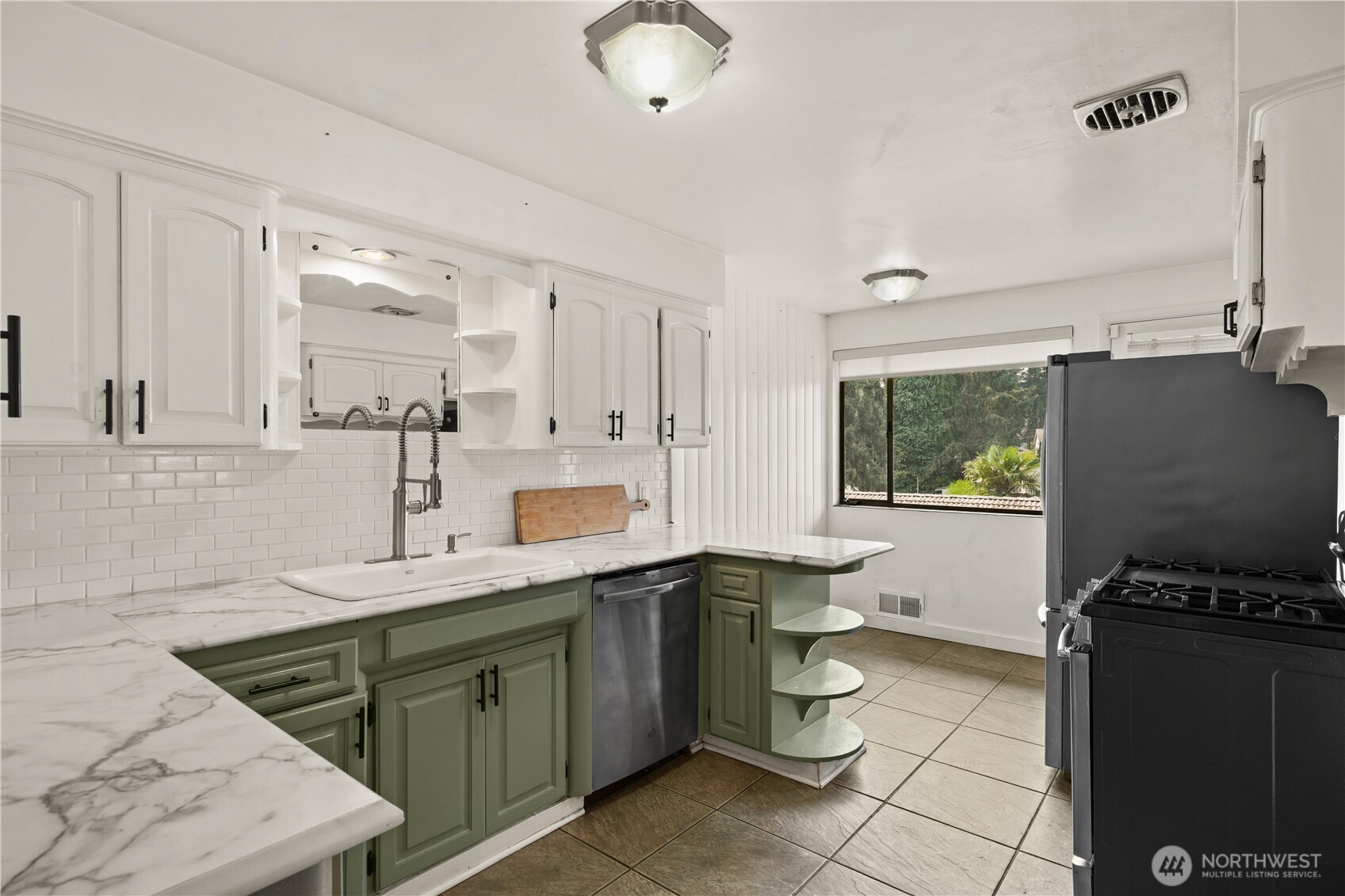 710 Princeton Street Property Photo 11