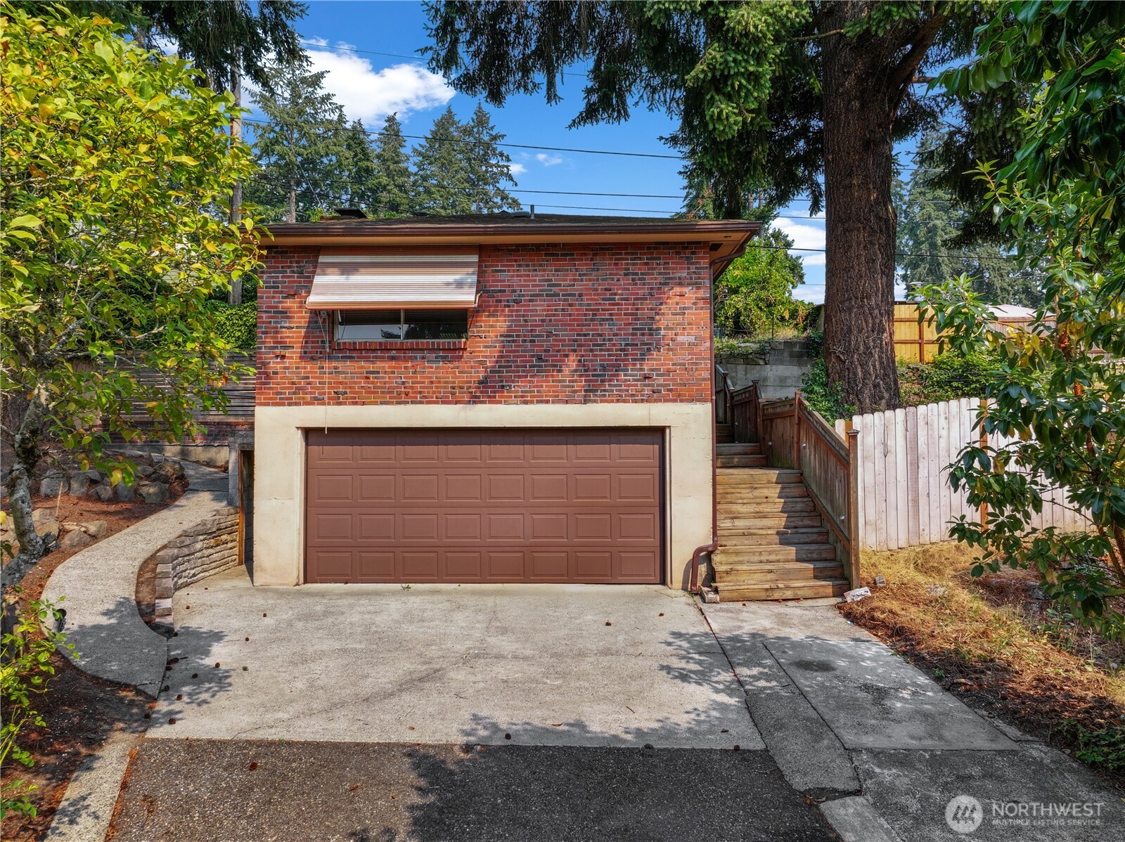 710 Princeton Street Property Photo 29