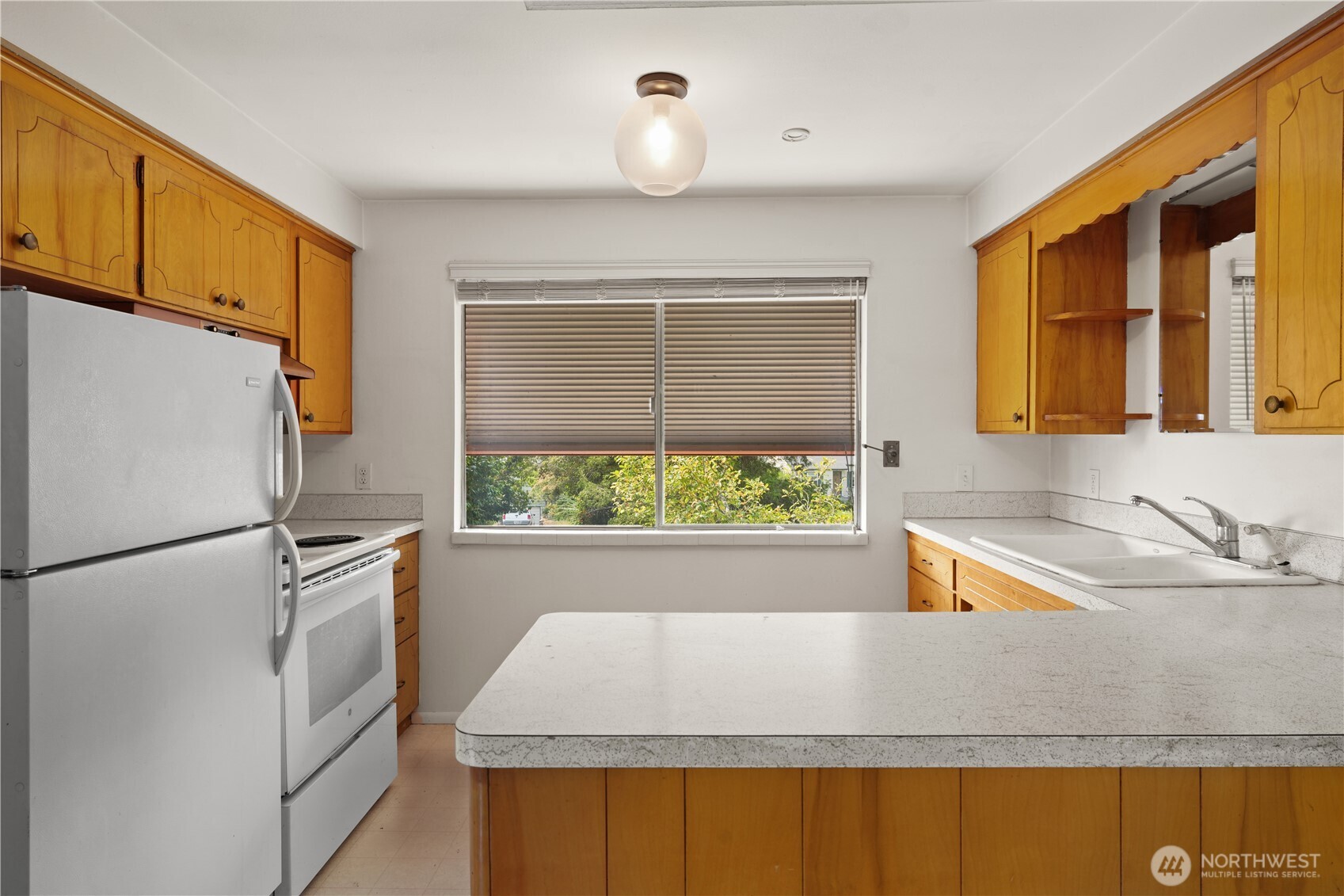 710 Princeton Street Property Photo 33