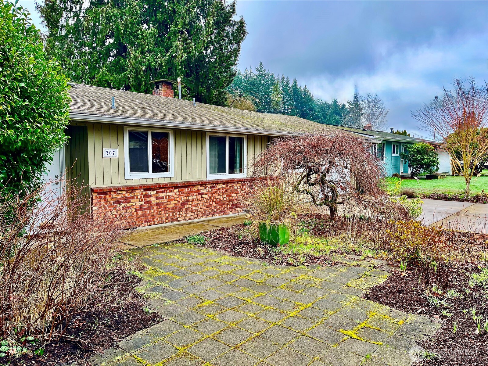 307 X Street Property Photo 2