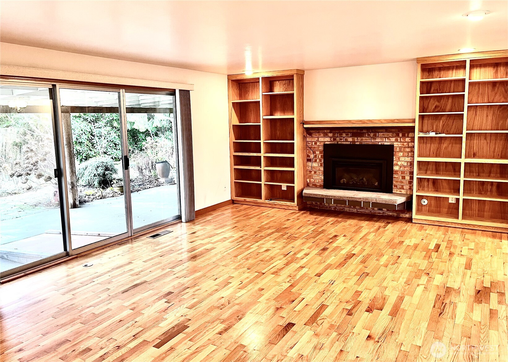 307 X Street Property Photo 5