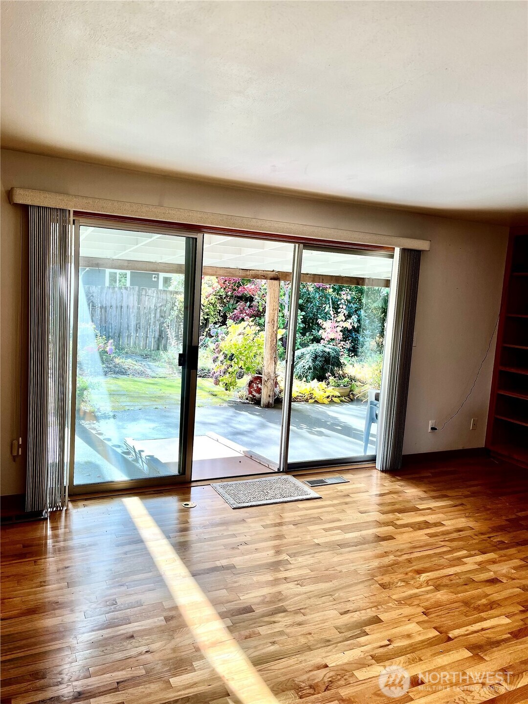 307 X Street Property Photo 6