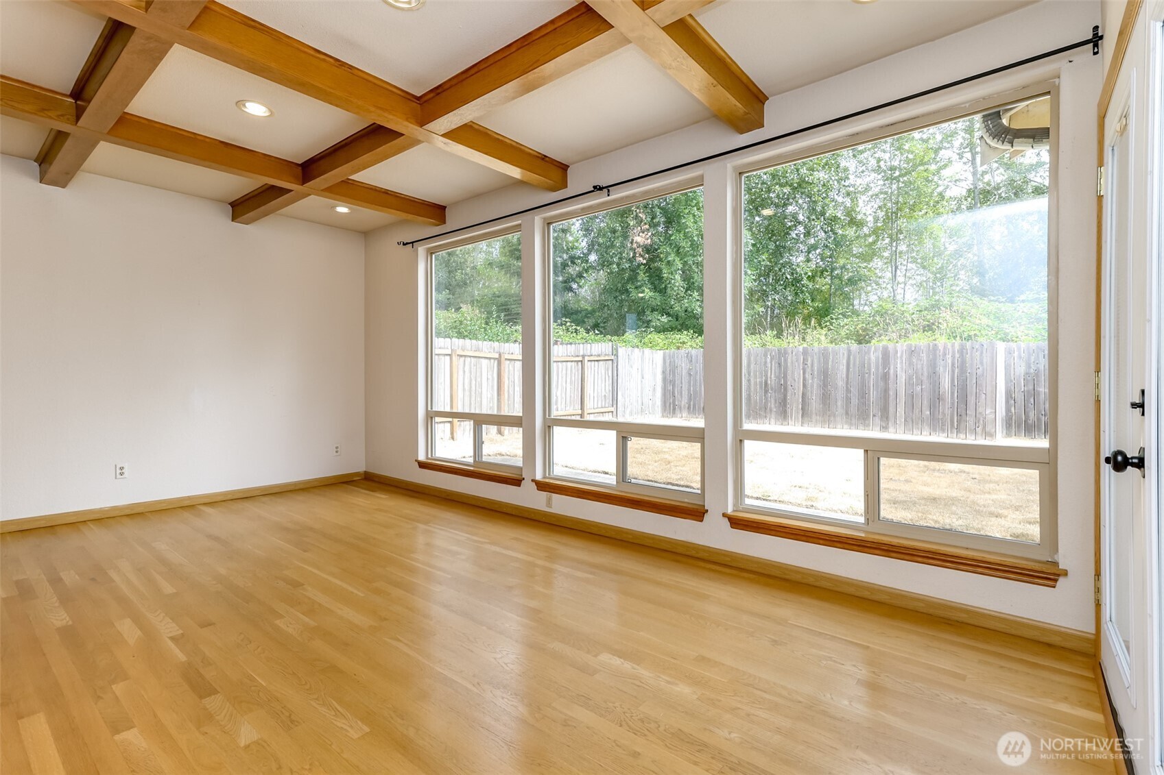 6715 24th Street Property Photo 8