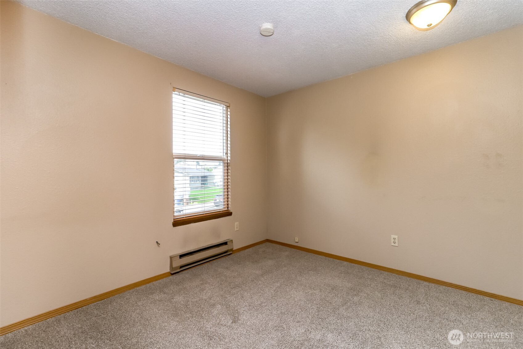 6715 24th Street Property Photo 27