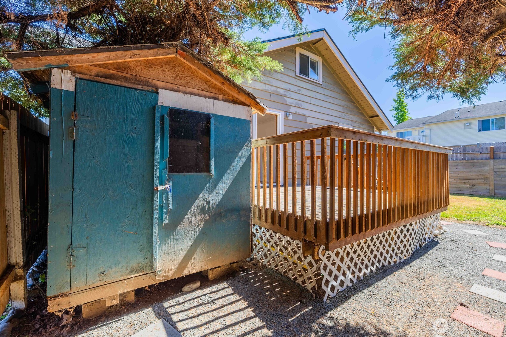 1510 E Sunset Drive Property Photo 22