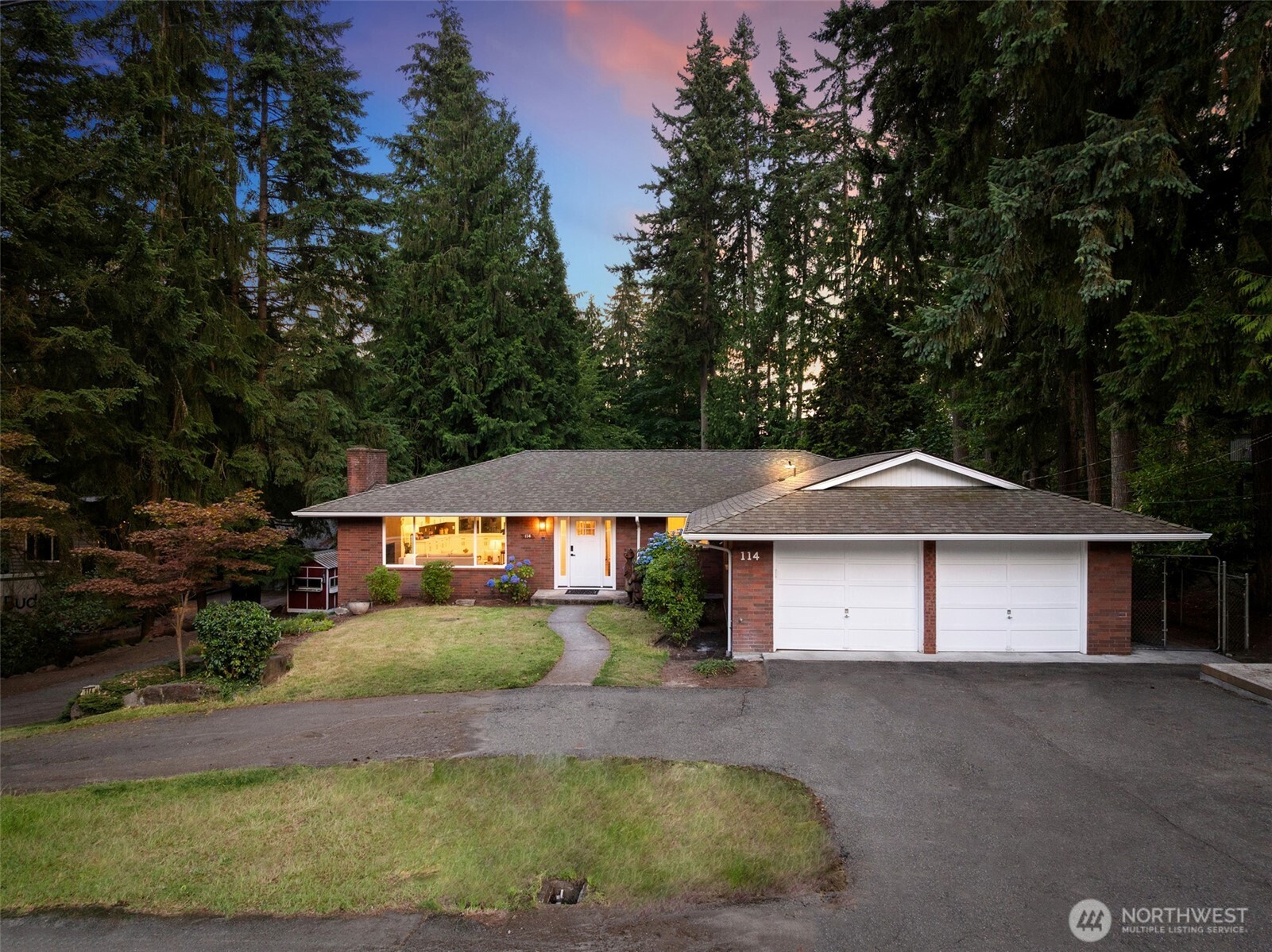 114 231st Street Property Photo 2