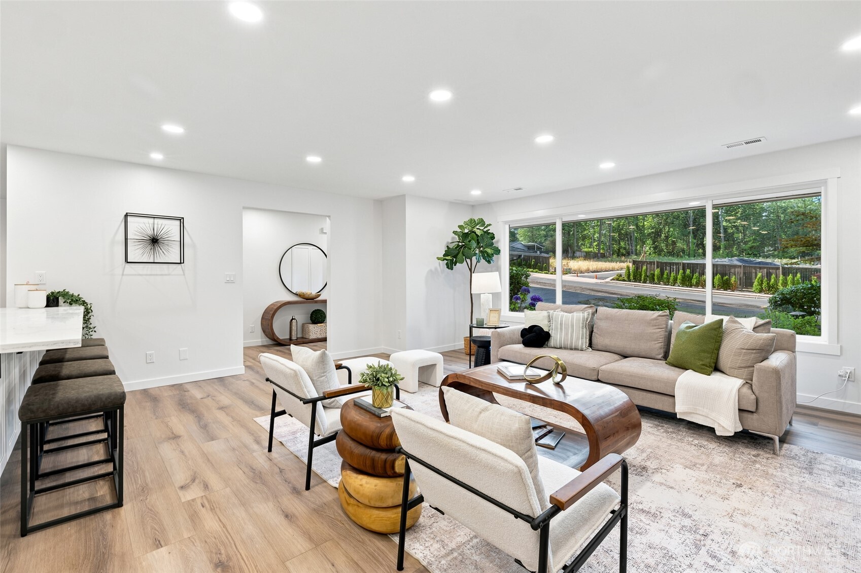 114 231st Street Property Photo 5