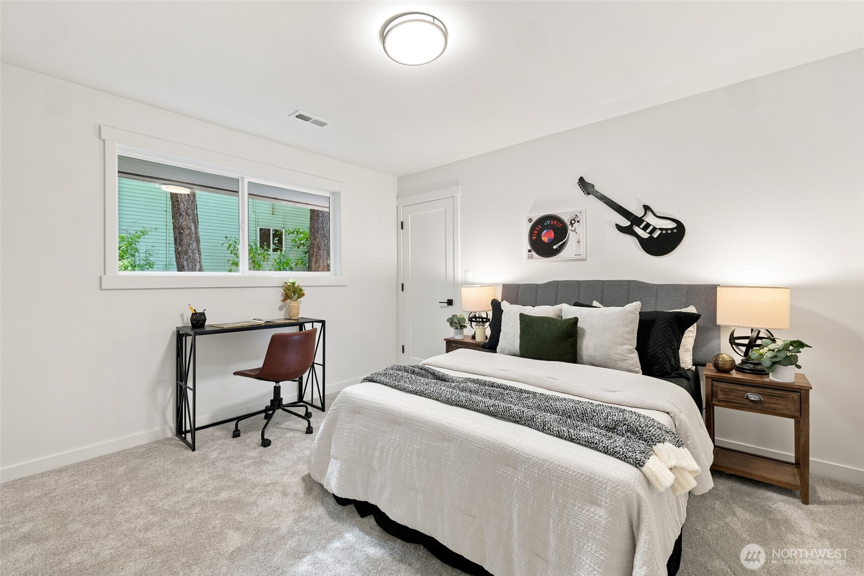 114 231st Street Property Photo 18