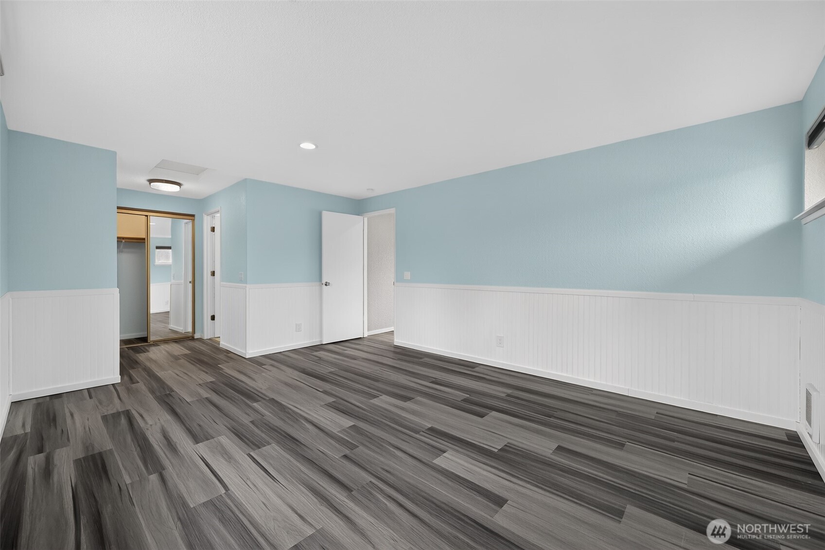 393 Canal Drive Property Photo 14