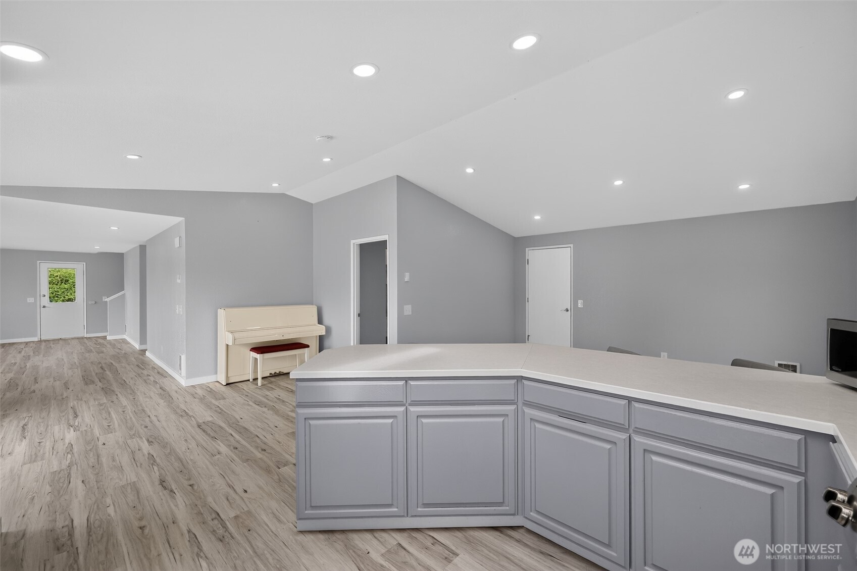 393 Canal Drive Property Photo 18