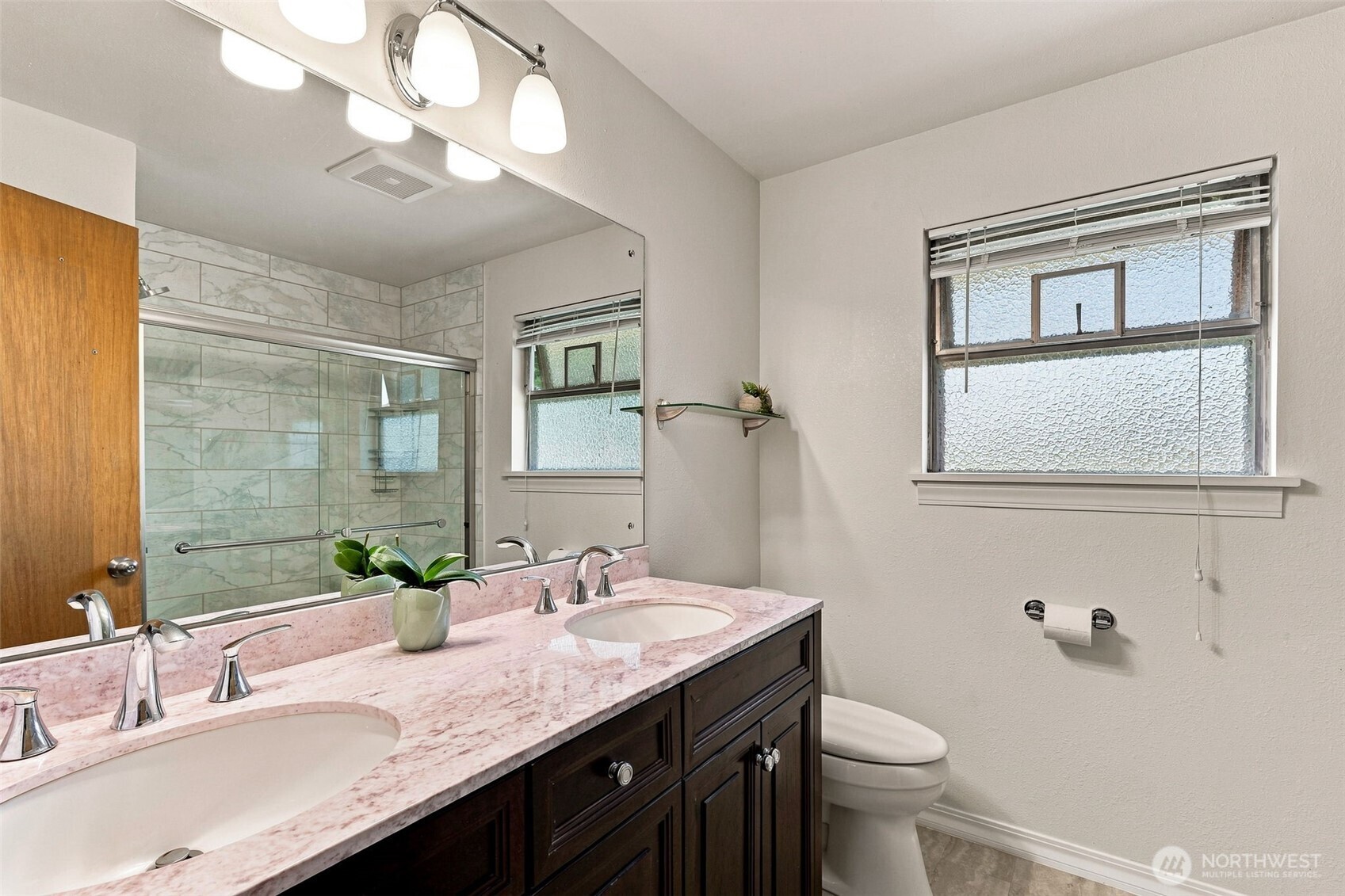4910 19th Avenue Property Photo 13