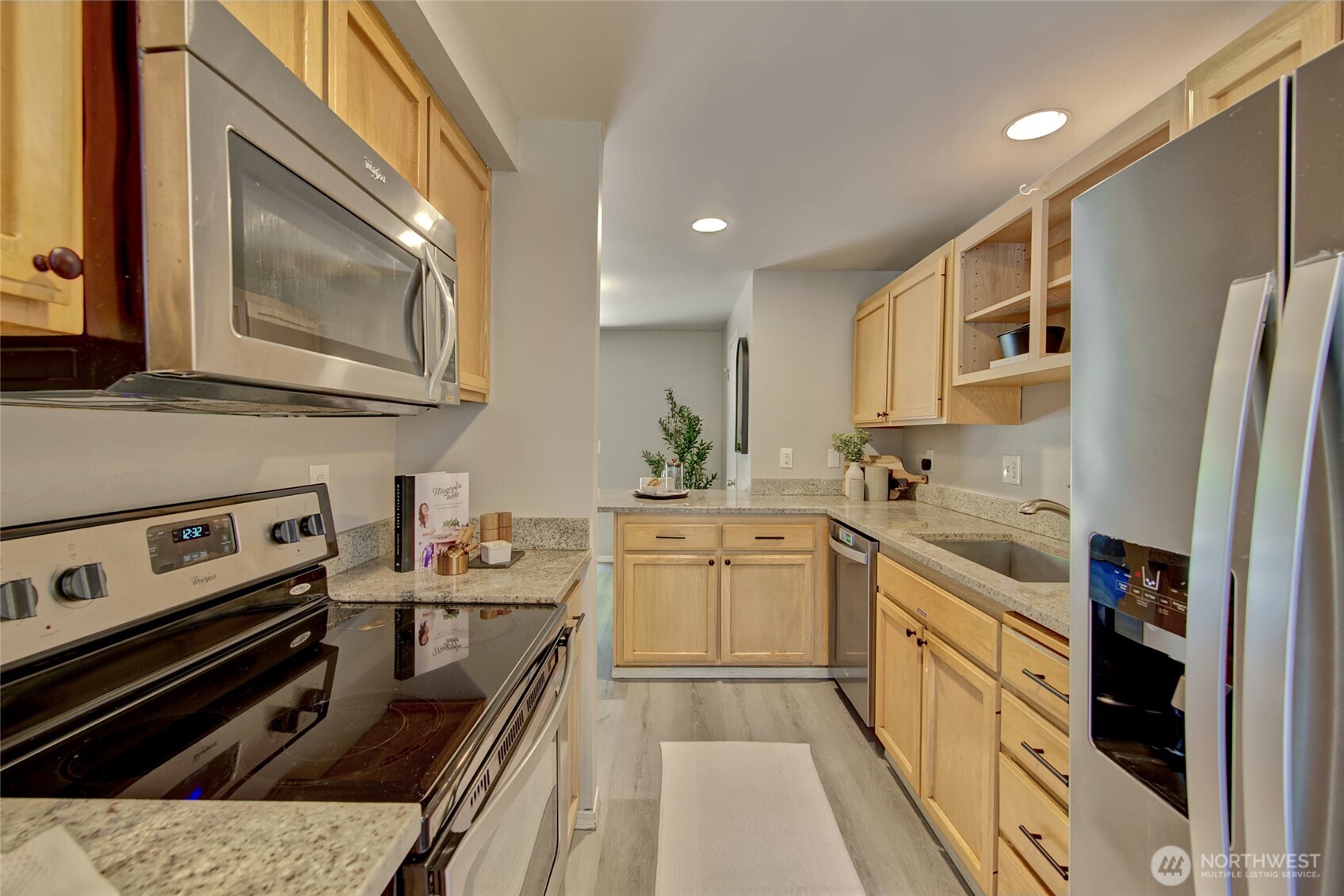 23317 Edmonds Way 4 Property Photo 11