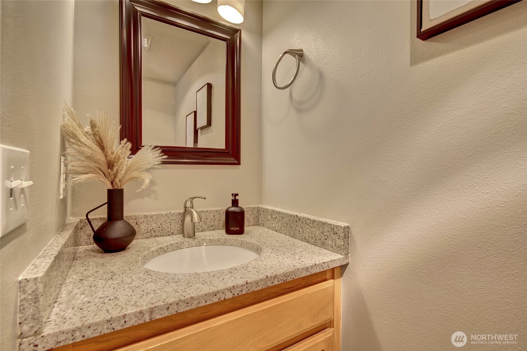 23317 Edmonds Way 4 Property Photo 13