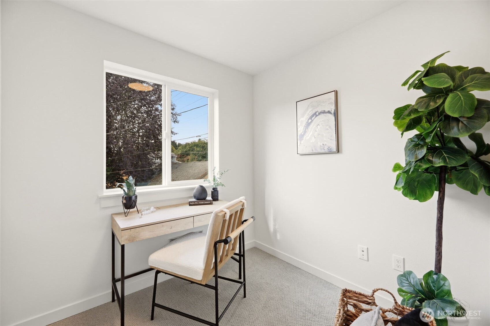 1702 Rainier Avenue B Property Photo 12
