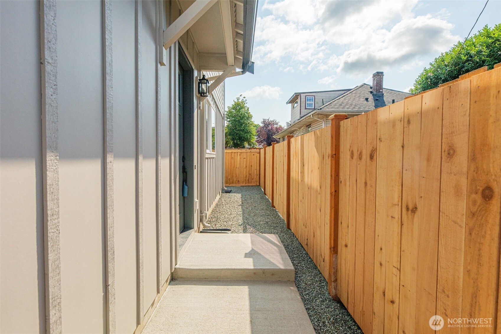 1702 Rainier Avenue B Property Photo 15