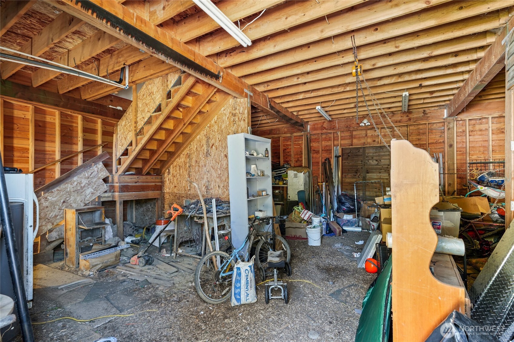 8807 Sr 92 Property Photo 27