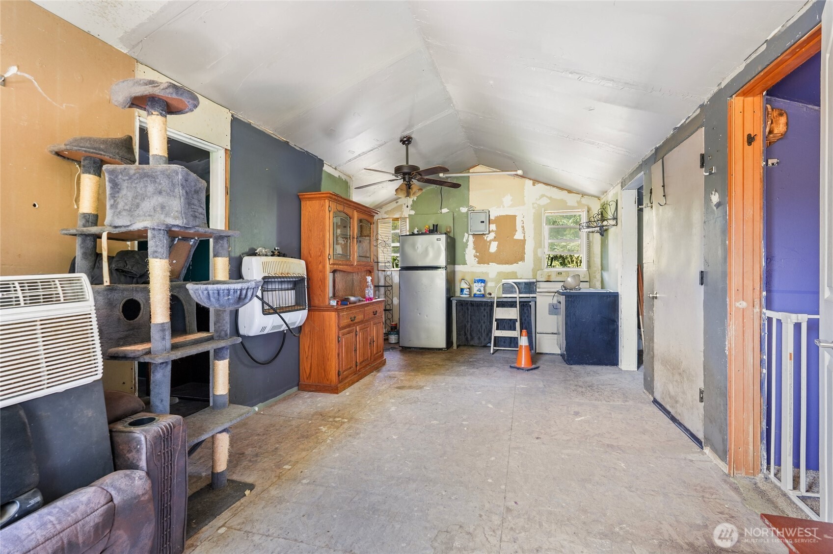 8807 Sr 92 Property Photo 28