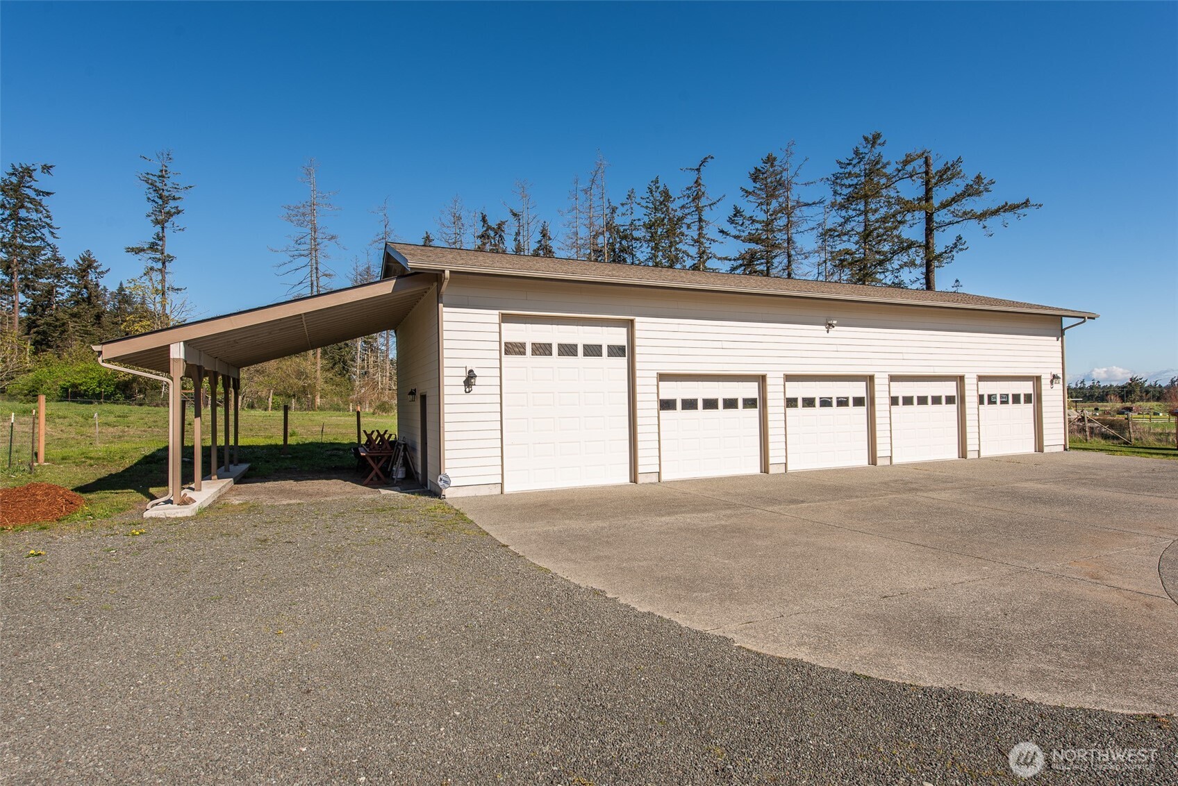 203 Delta Way Property Photo 37