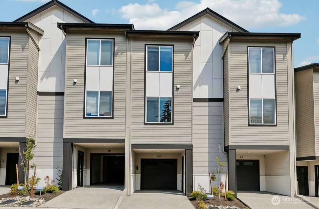 16723 Alderwood Mall Parkway A7 Property Photo 1