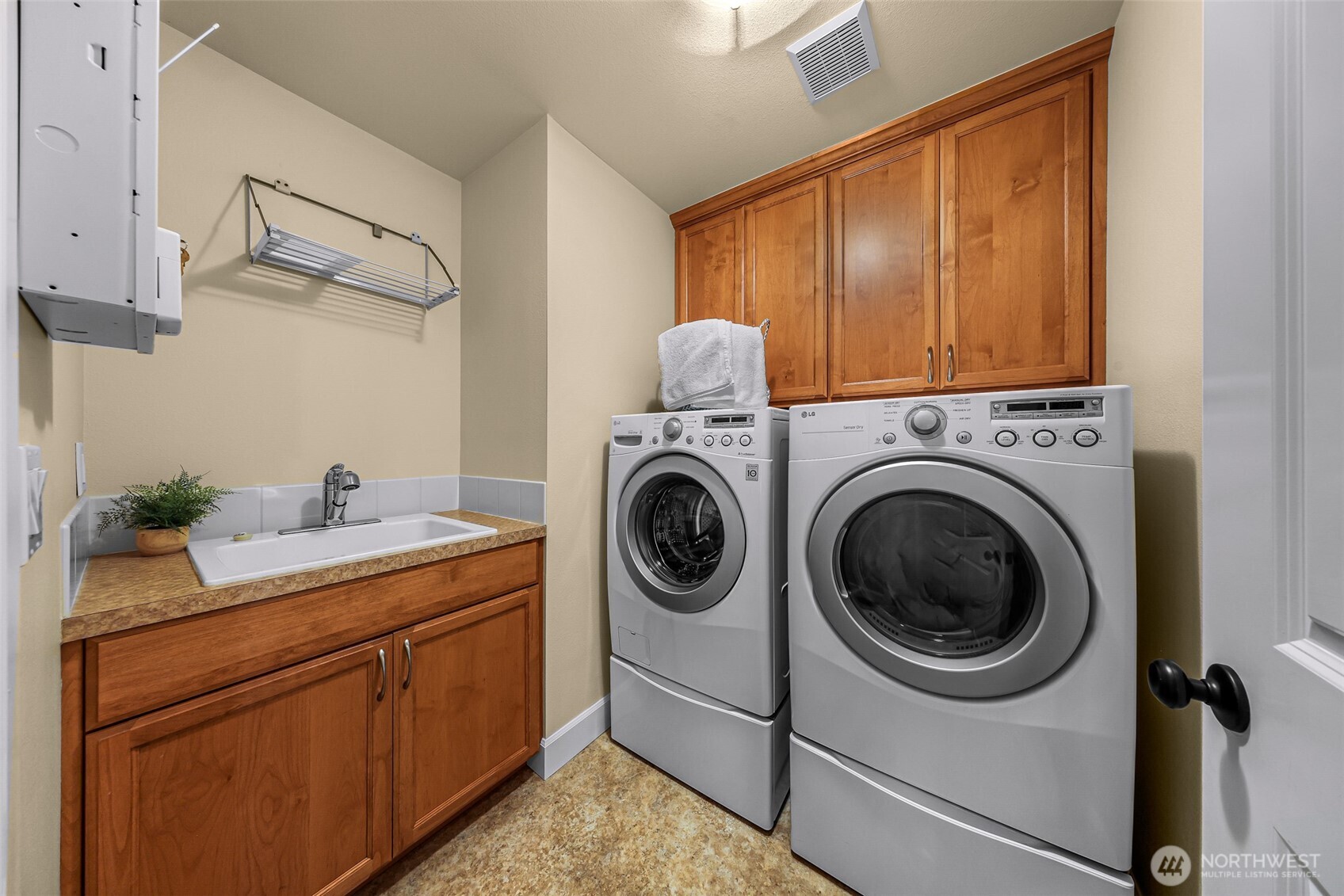 12019 178th Place Property Photo 14
