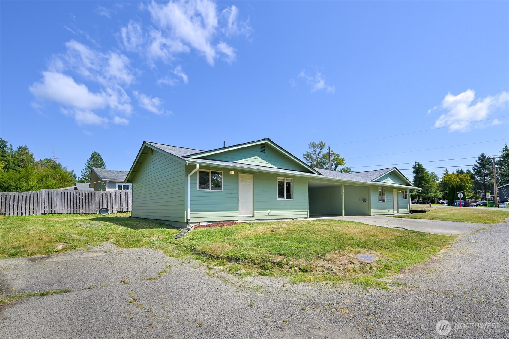 3261 Hollywood Avenue Property Photo 15
